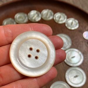 Mother of Pearl Buttons